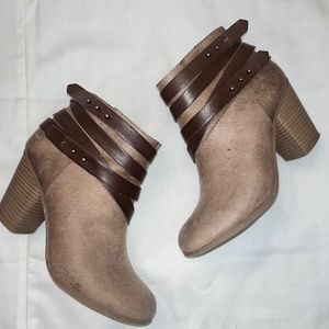 Material Girl Tan/Brown Suede Booties Size 9